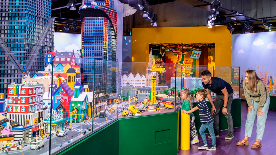 The LEGO Group to acquire LEGO® Discovery Centres and LEGOLAND® Discovery Centres from Merlin Entertainments