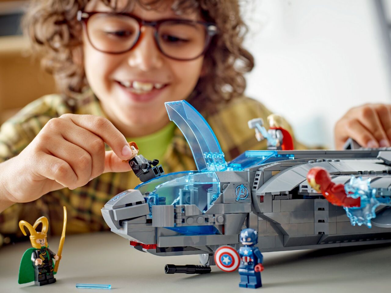 Lego The Avengers Quinjet 76248 – alternate view