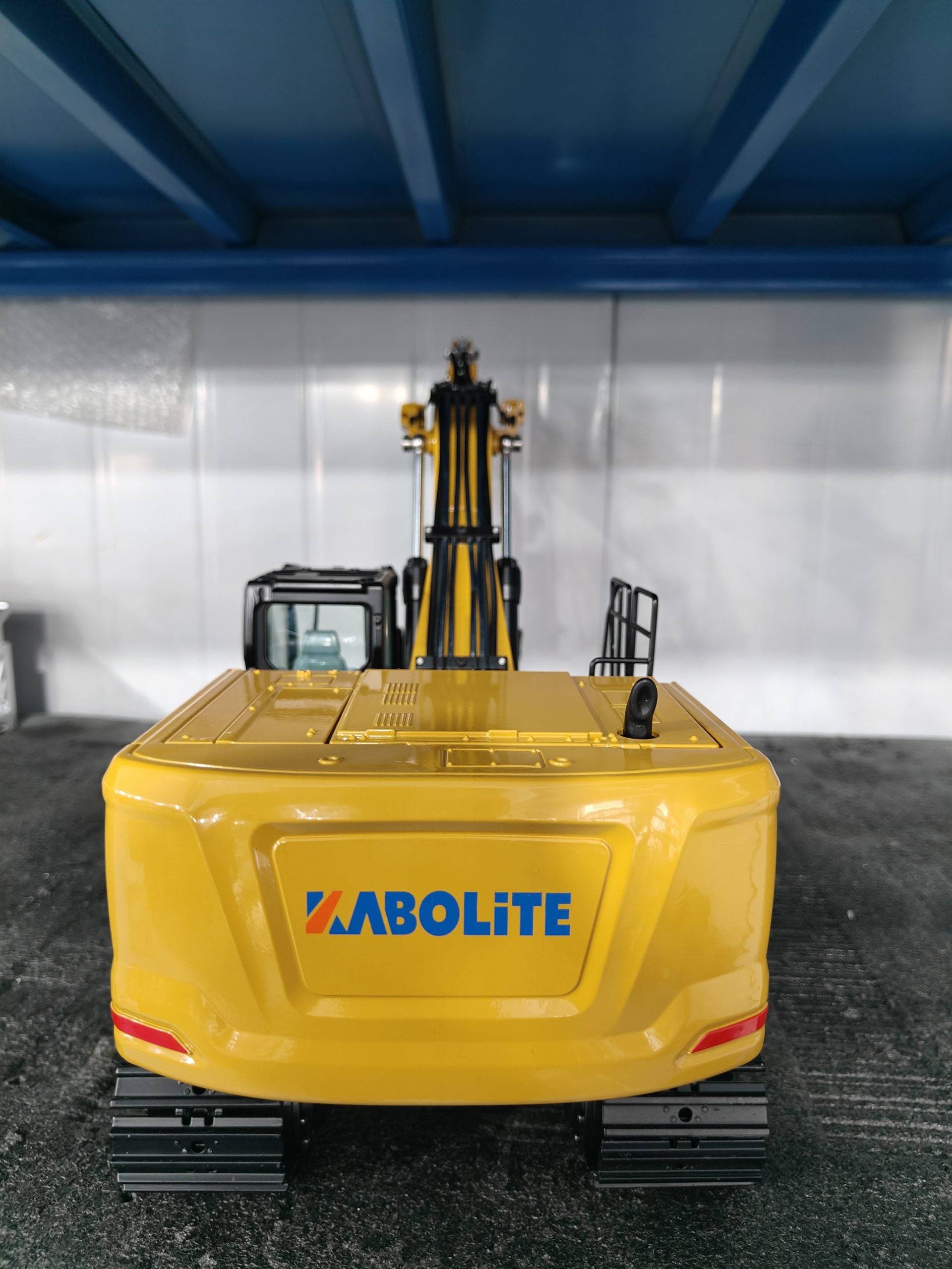 بیل مکانیکی RC Kabolite