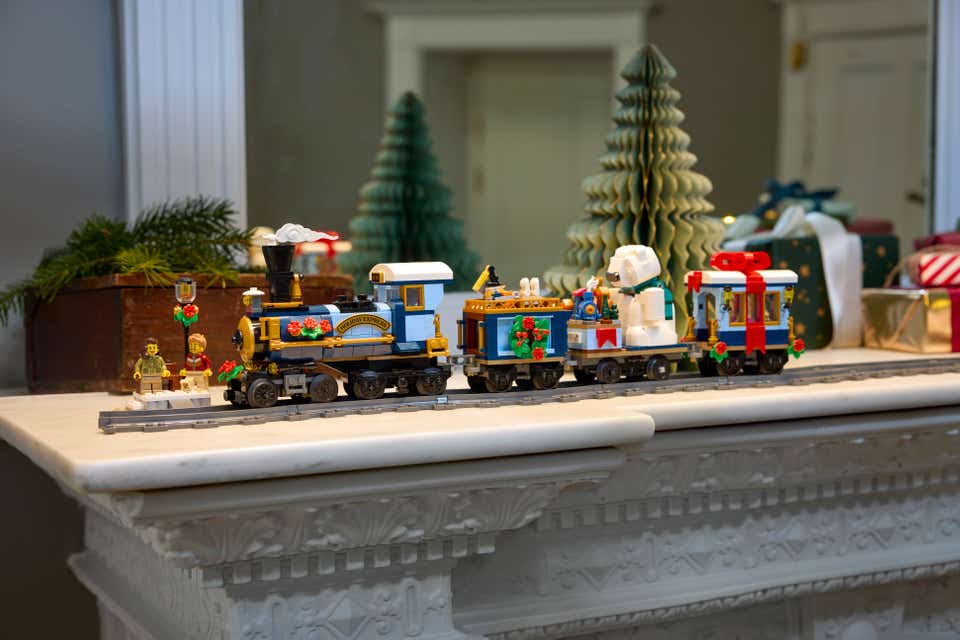 Printer Wonderland: the game-changing technology that just arrived on the LEGO® Holiday Express
