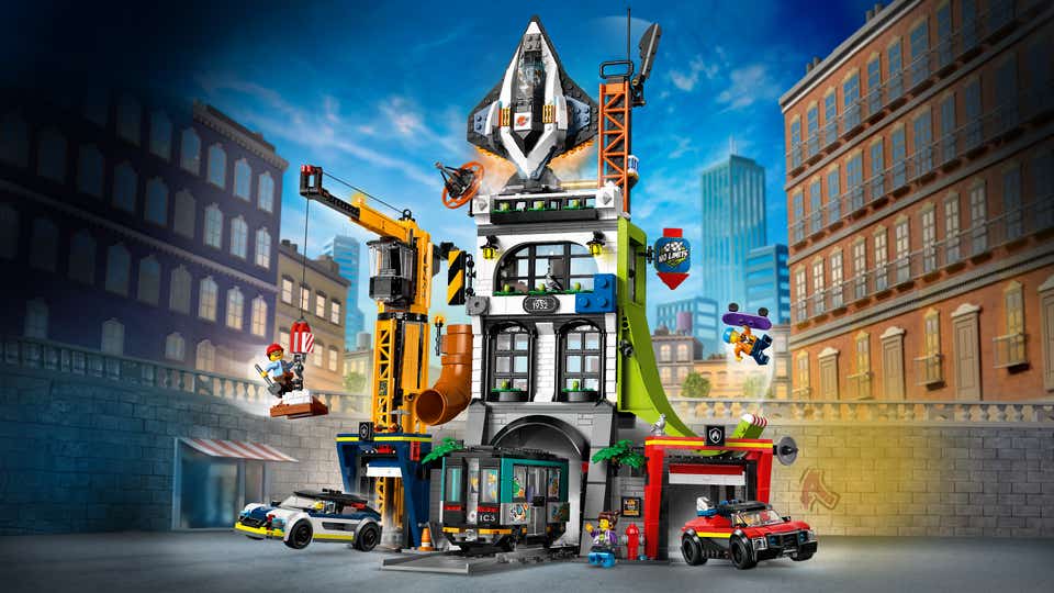 The LEGO Group Unveils New LEGO® CITY: The City Tower – An Epic Construction Adventure
