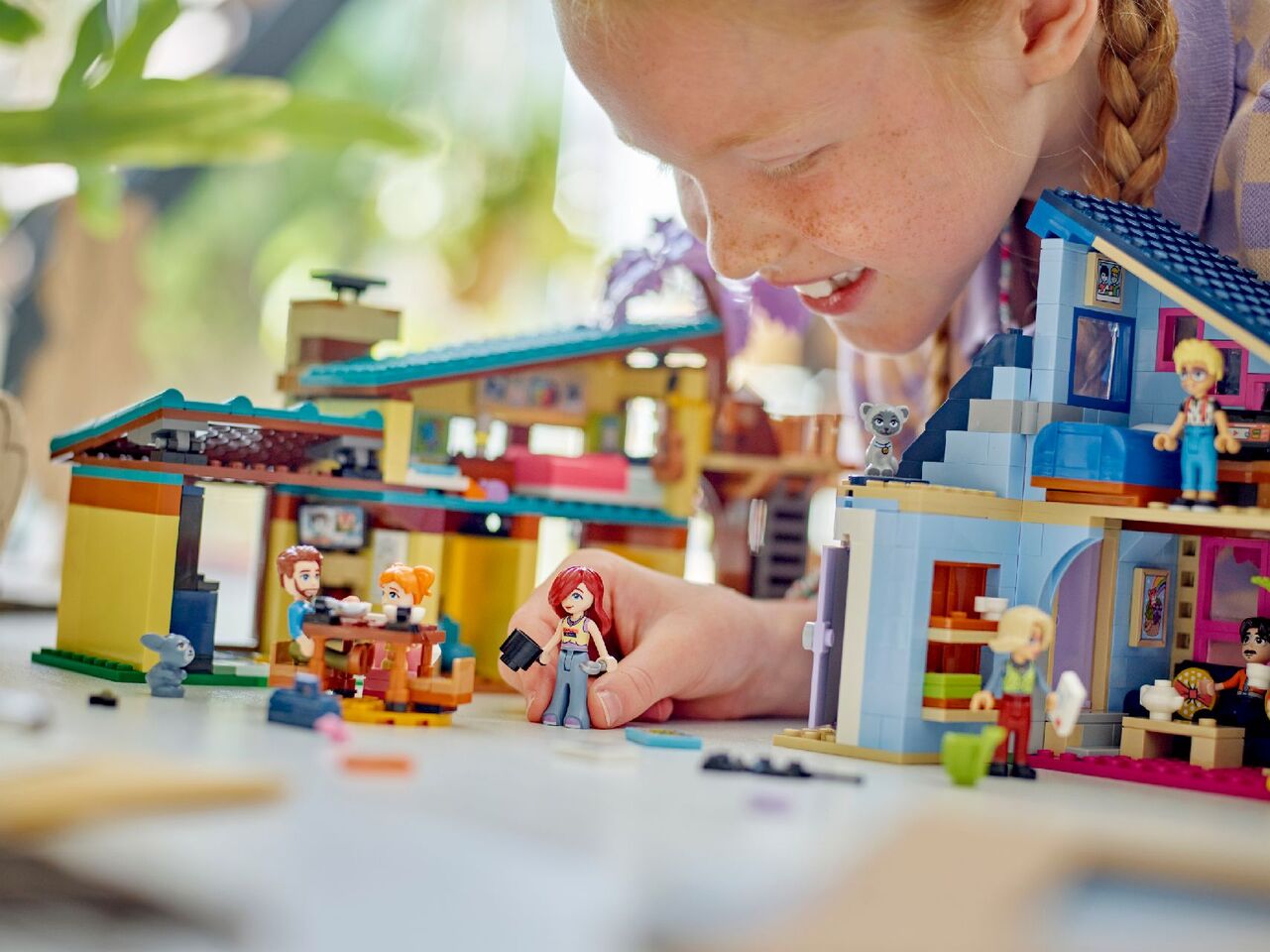 Lego Olly and Paisley's Family Houses 42620