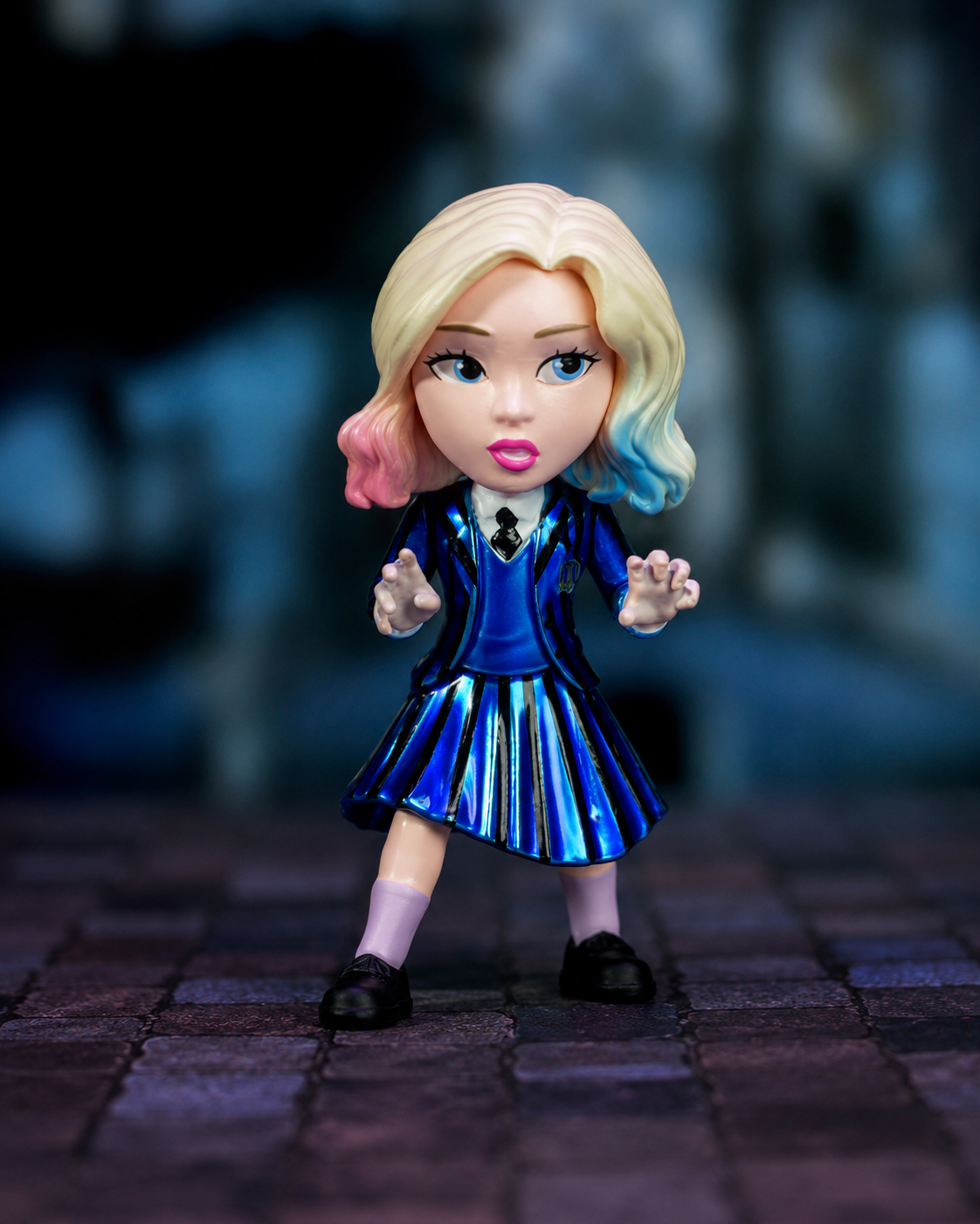 WEDNESDAY 4-PACK FIGURES 2,5