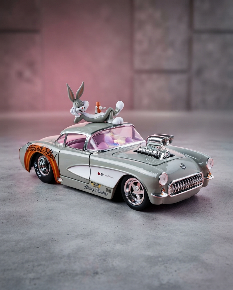 Looney Tunes Bugs Bunny with 1967 Chevrolet Corvette 1/24 Scale Die-Cast Car Model