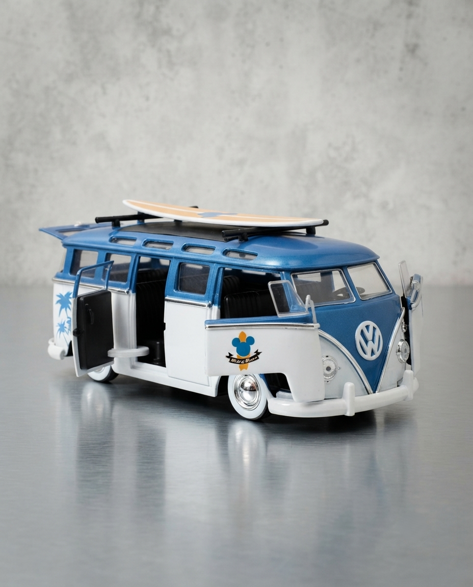 Disney Mickey Volkswagen VW T1 Bus With Mickey Mouse Figure 1/24 Scale Model
