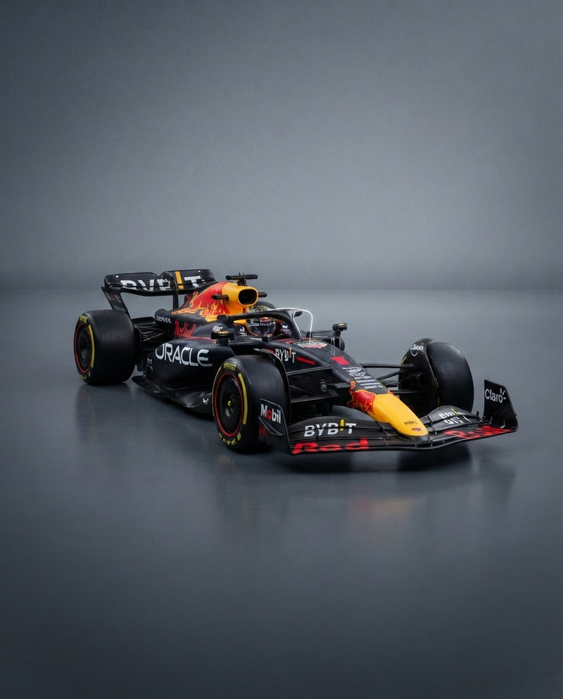Bburago 1:18 Oracle Red Bull Racing RB19 – Die-Cast Model Car