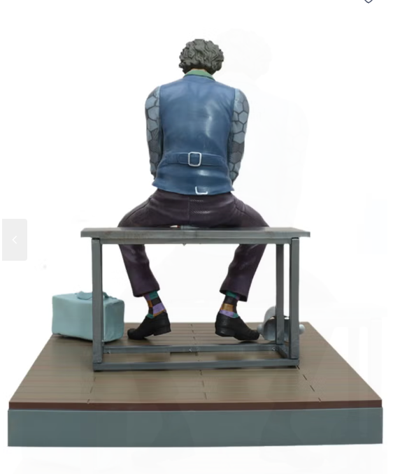 Joker Heath Ledger Sitting Figure Desktop Model Ornament
