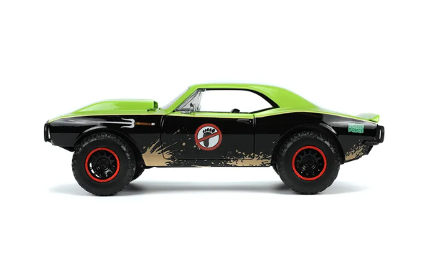 JADA Teenage Mutant Ninja Turtles Die-Cast Car With Figure – 1:24 Scale Die-Cast Model
