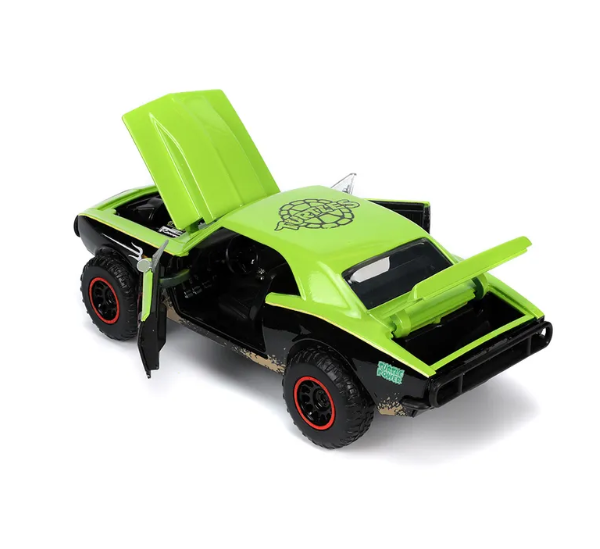 JADA Teenage Mutant Ninja Turtles Die-Cast Car With Figure – 1:24 Scale Die-Cast Model