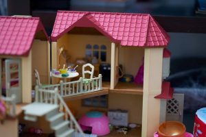 Where to Find the Best Doll House for 6 Years Old & Up?